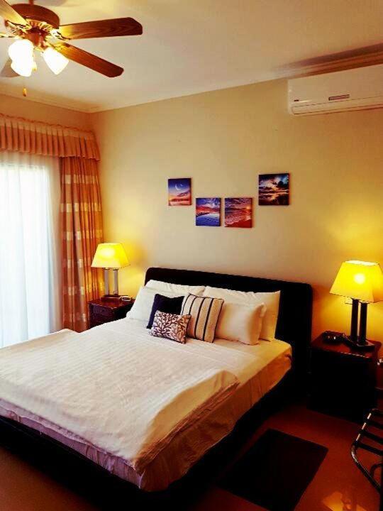 Aruba Breeze Condo Oranjestad Exteriör bild