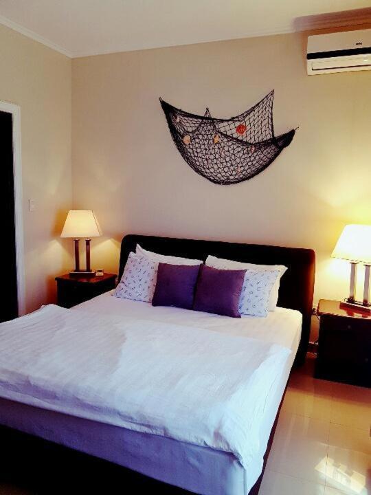 Aruba Breeze Condo Oranjestad Exteriör bild